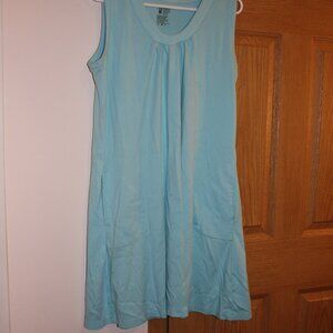 Hanes Size Medium Turquoise Sweatshirt Material Chemise Loungewear